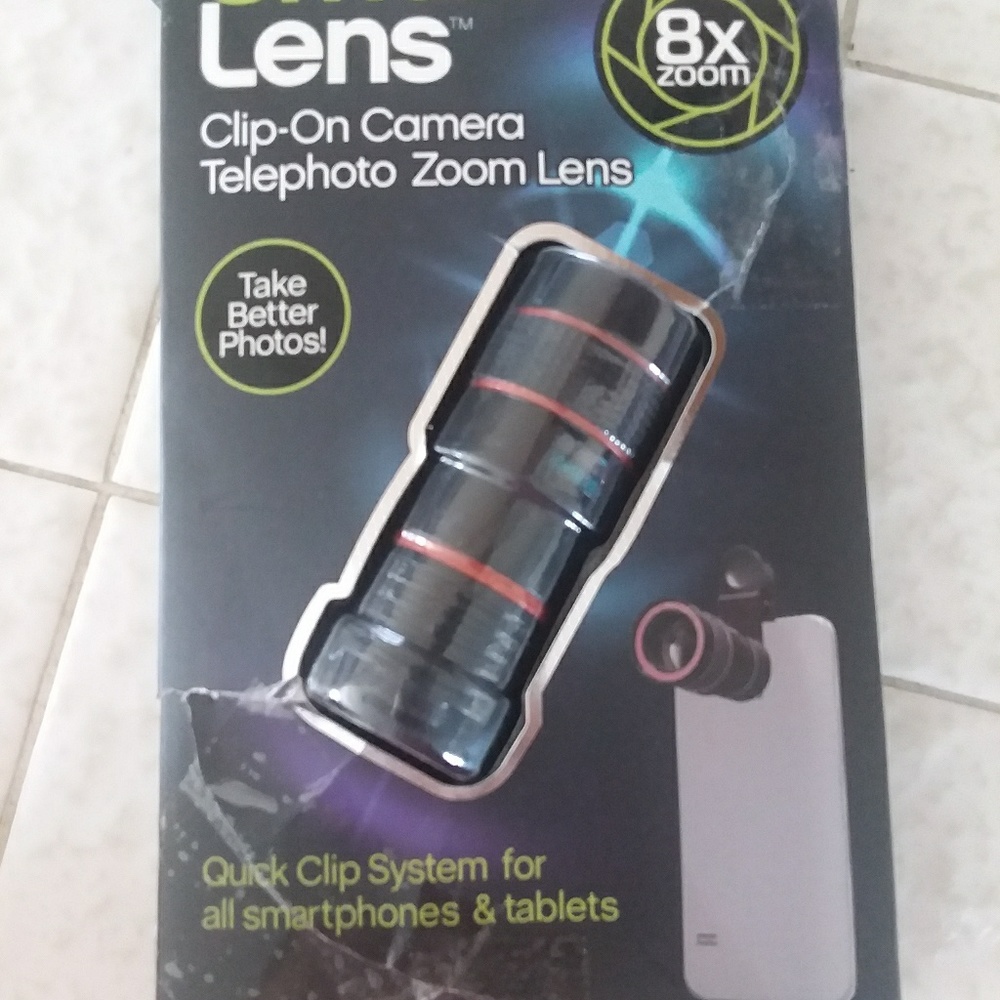 SOLDClip on camera cellphone zoom lens. 
8X zoom!!